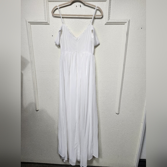 Lulus Marcelyn White Pleated Cold-Shoulder Maxi Dress S Wedding Party Bridal - Picture 9 of 10